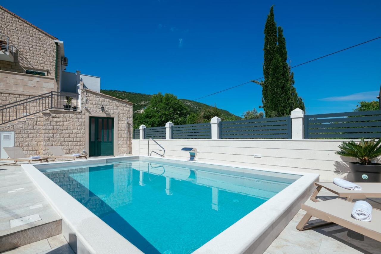 Apartments Dubelj Komolac Εξωτερικό φωτογραφία