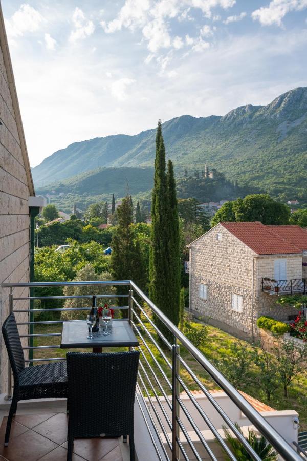 Apartments Dubelj Komolac Εξωτερικό φωτογραφία