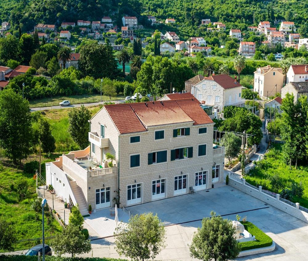 Apartments Dubelj Komolac Εξωτερικό φωτογραφία